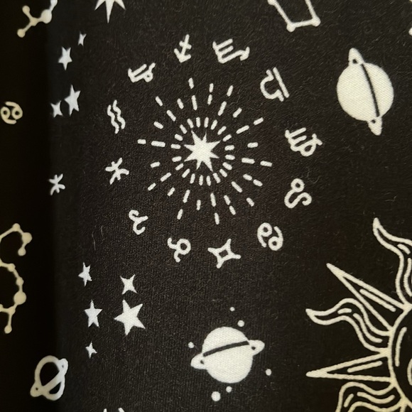 Flare Leg Knit Pants Size 21 No Boundaries NOBO Sun Moon Zodiac Star Size XXXL - Picture 4 of 13